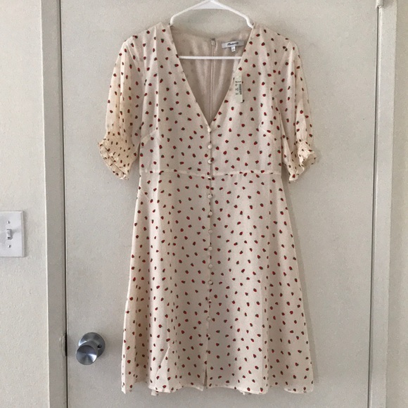 Madewell Dresses & Skirts - Madewell Silk Button-Front Dress Strawberry Print
